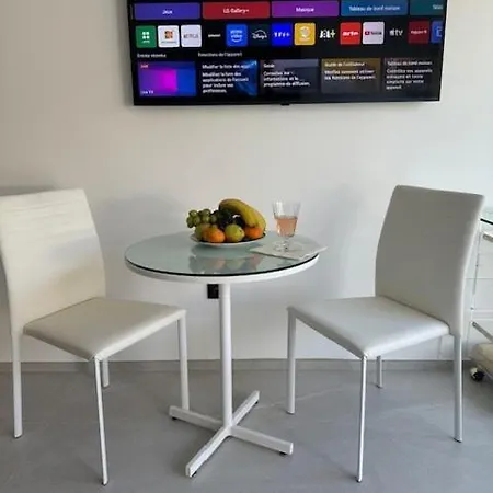 Apartment 2 Pieces De 31m2 A 100m Des Plages De La Croisette Le Gray D'albion Cannes